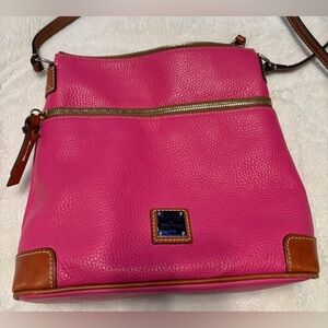 Dooney and Brouke Pebble grain shoulder bag